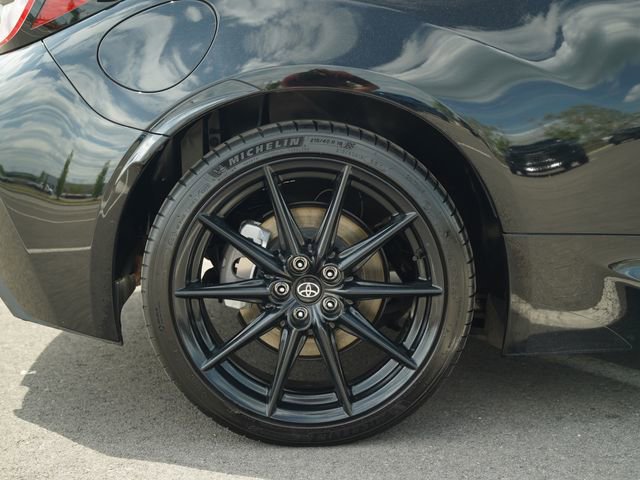 Used 2024 Toyota GR86 Premium RWD image 36