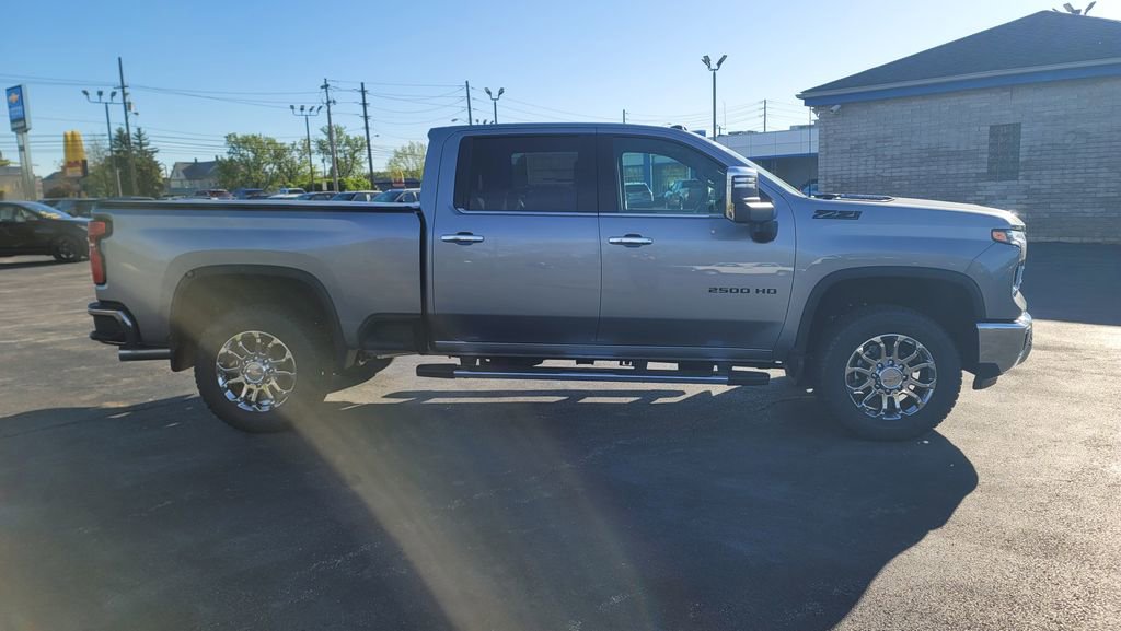 New 2026 Chevrolet Silverado 2500 LTZ w/ LTZ Convenience Package AWD/4WD image 14