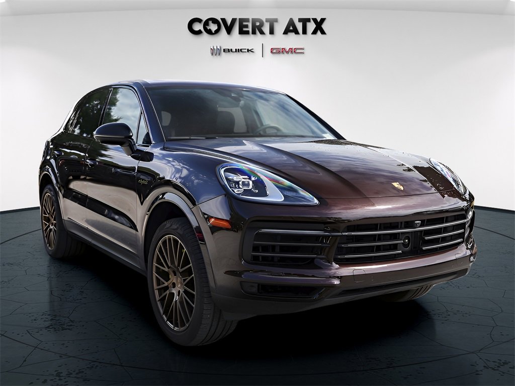 Used 2022 Porsche Cayenne Platinum Edition image 8