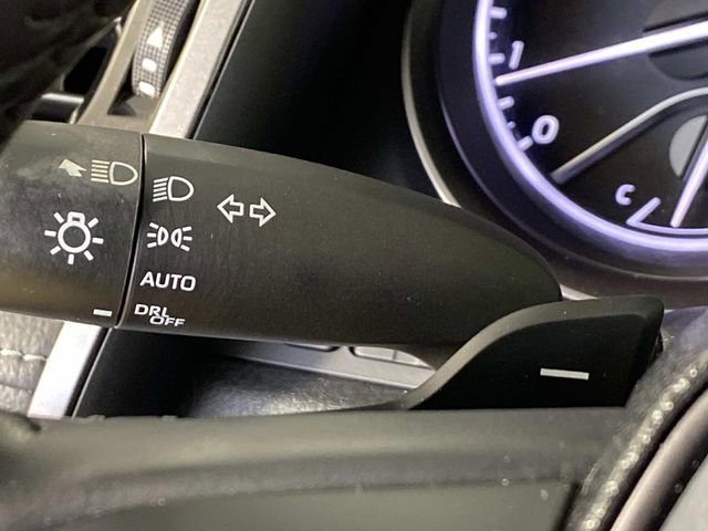 Used 2024 Toyota Camry SE w/ Cold Weather Package AWD/4WD image 17