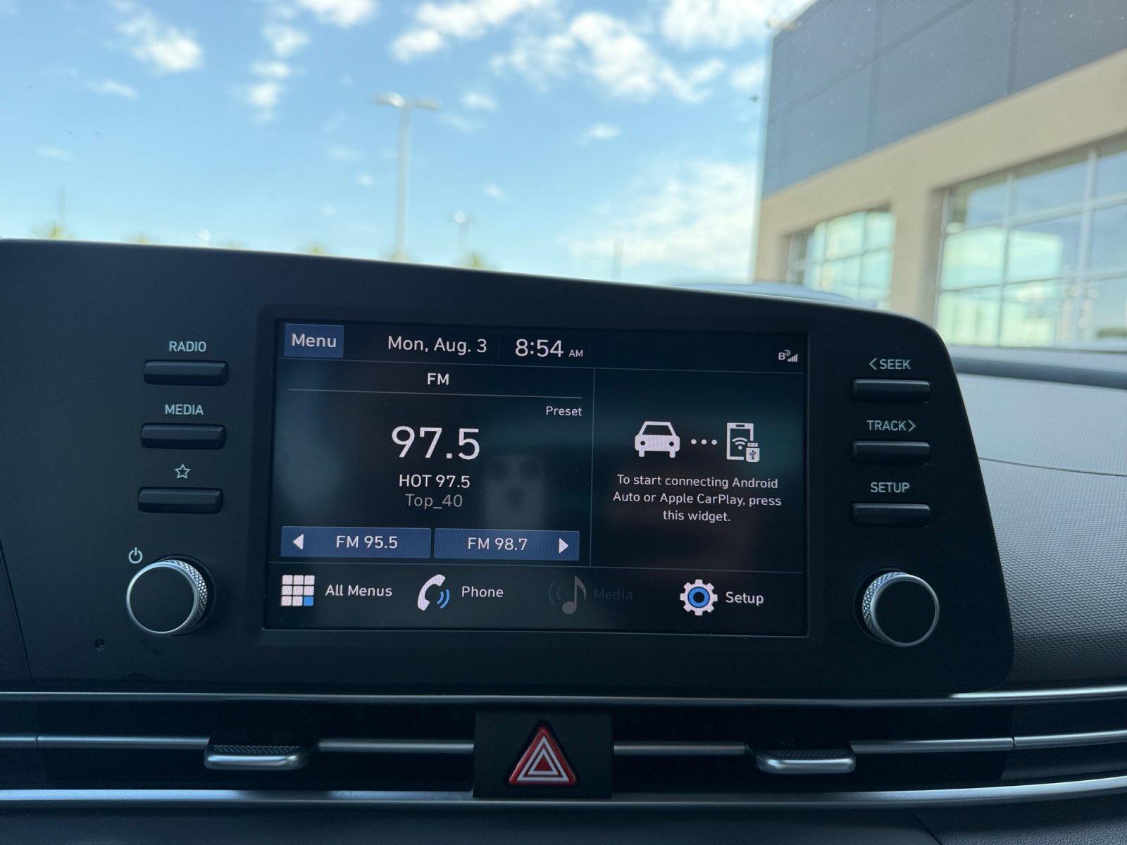 Used 2023 Hyundai Elantra SEL FWD image 12