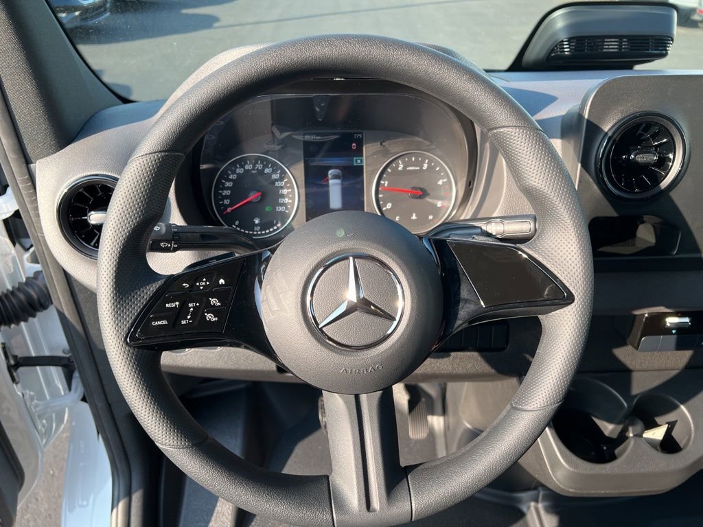 New 2025 Mercedes-Benz Sprinter 2500 image 13