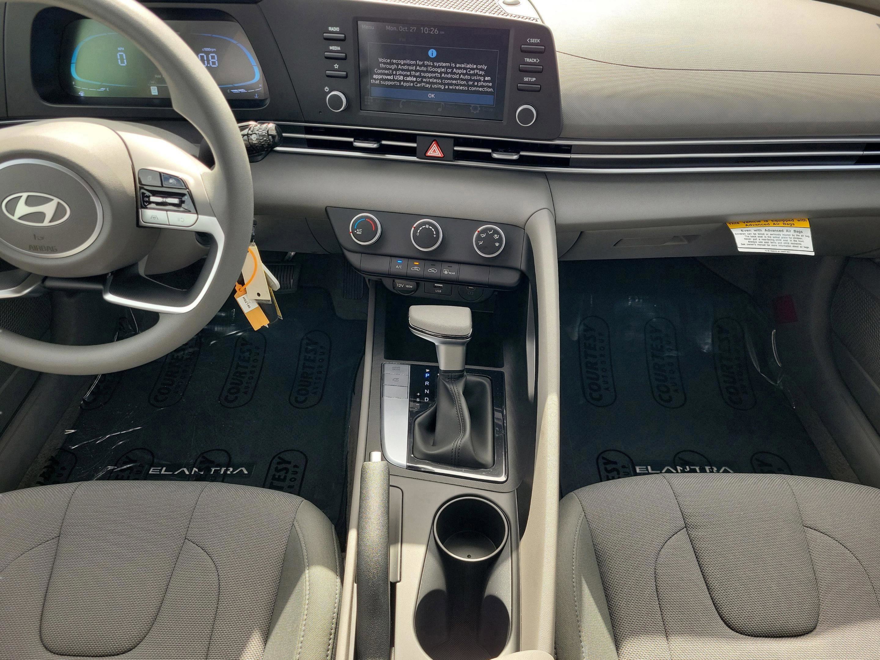 New 2026 Hyundai Elantra SE image 14