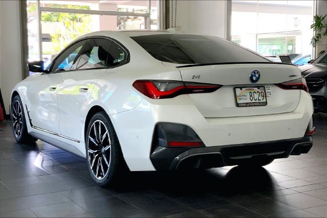 Used 2023 BMW i4 eDrive40 w/ M Sport Package RWD image 5