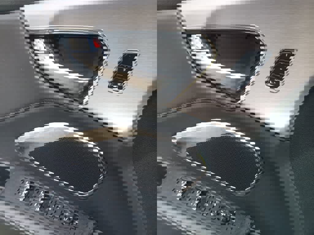 Used 2019 Acura RDX AWD image 16