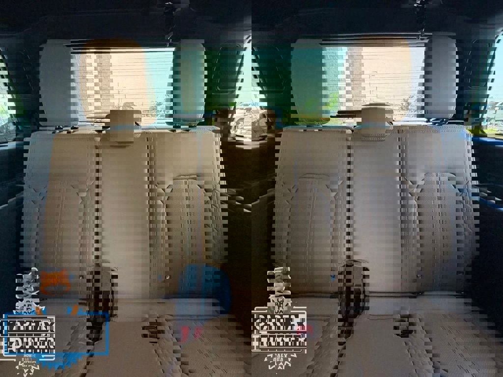 Used 2022 Ford Expedition Platinum image 23