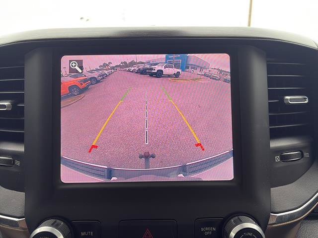 Used 2019 RAM 1500 Laramie AWD/4WD image 25