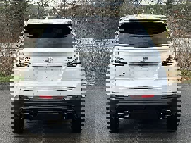 Used 2023 Cadillac XT4 Sport w/ LPO, Onyx Lite Package image 4