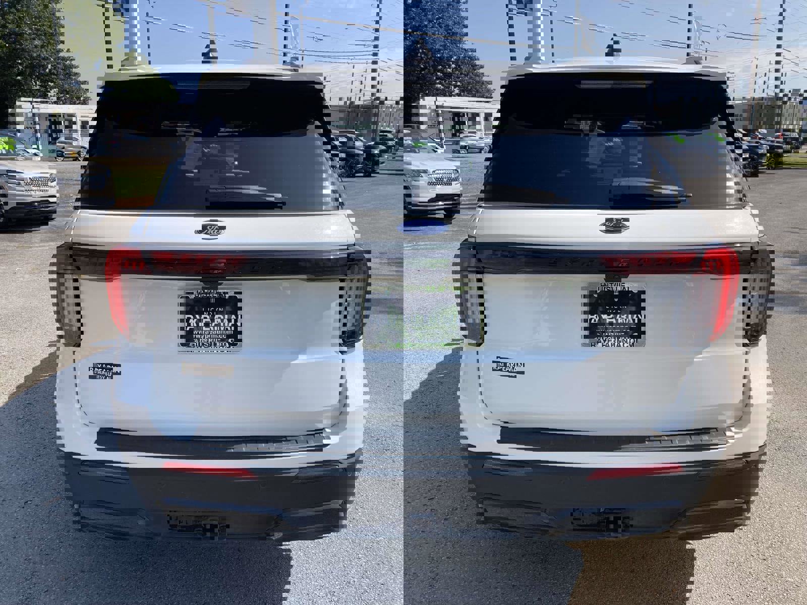 Used 2025 Ford Explorer ST-Line w/ Premium Package image 6