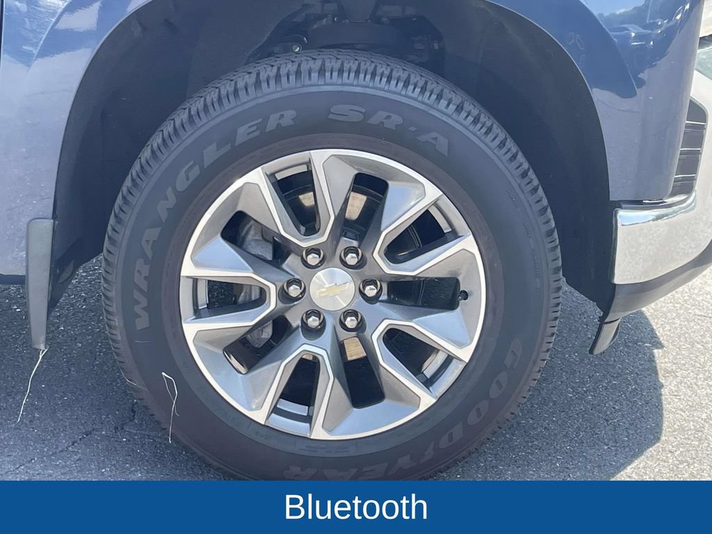 Used 2022 Chevrolet Silverado 1500 LT AWD/4WD image 10