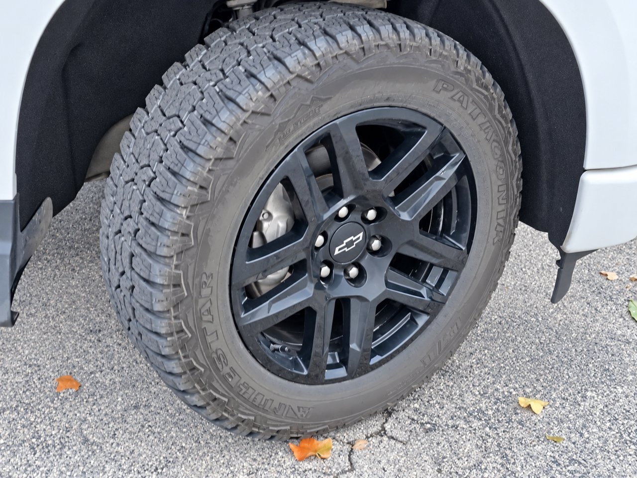 Certified 2024 Chevrolet Silverado 1500 RST w/ Protection Package AWD/4WD image 9