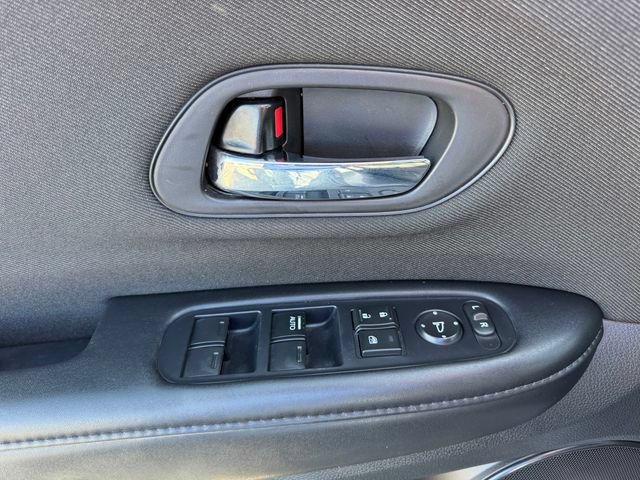 Used 2021 Honda HR-V Sport image 22