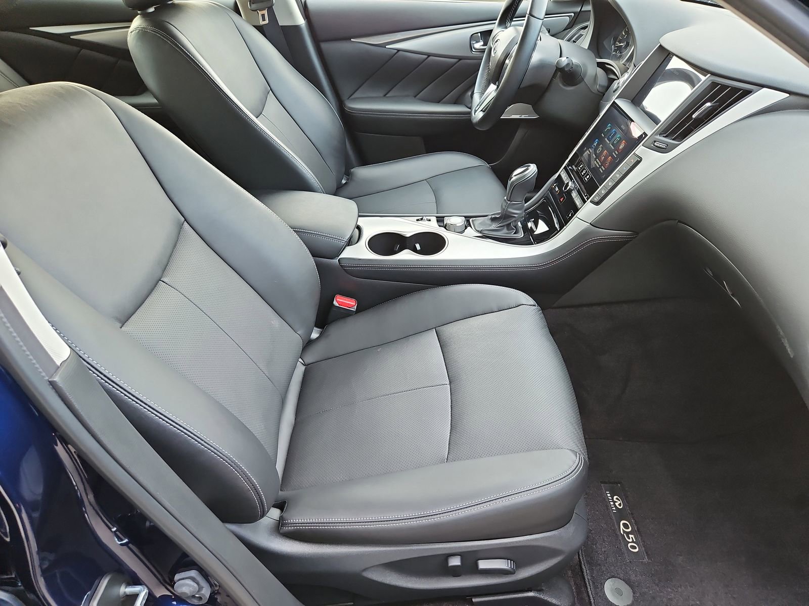 Used 2024 INFINITI Q50 Luxe w/ Cargo Package image 21