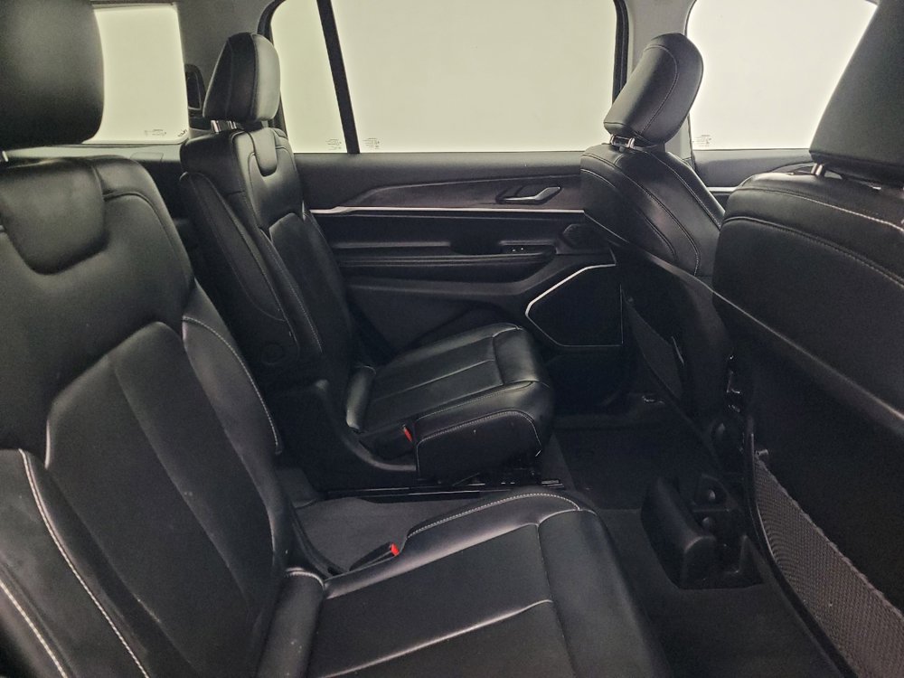 Used 2021 Jeep Grand Cherokee L Limited image 19