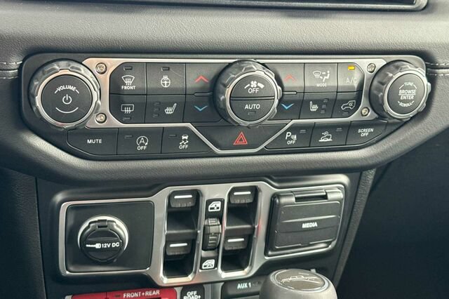 New 2026 Jeep Gladiator Rubicon AWD/4WD image 17