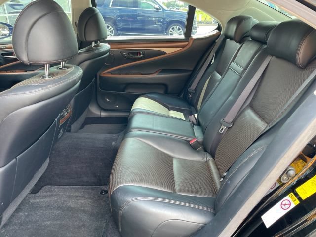 Used 2013 Lexus LS 600h L AWD/4WD image 43
