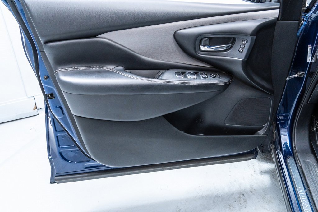 Used 2020 Nissan Murano SL w/ Moonroof Package image 21