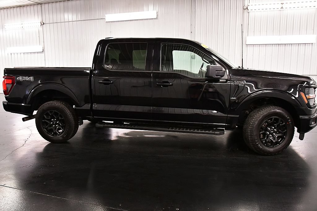 Used 2025 Ford F150 XLT w/ Equipment Group 301A Standard AWD/4WD image 8