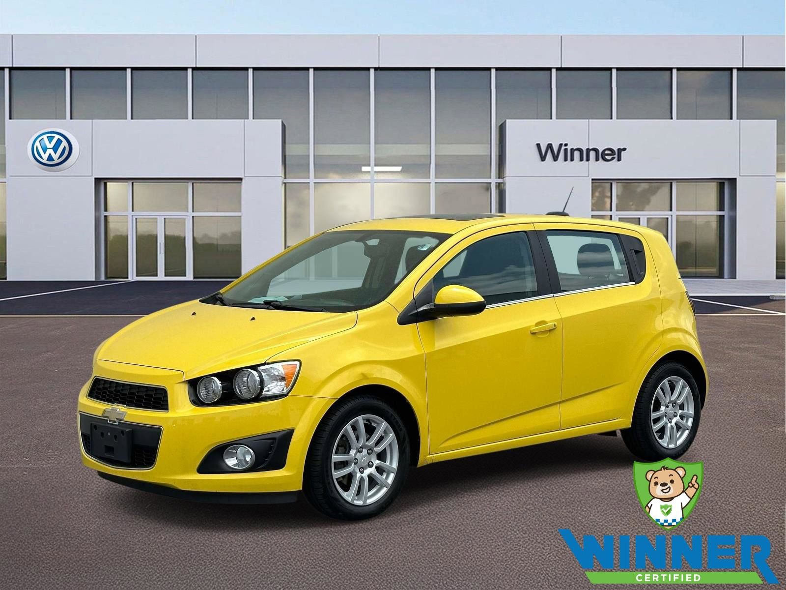Used 2015 Chevrolet Sonic LT w/ LT Promotional Package FWD image 1