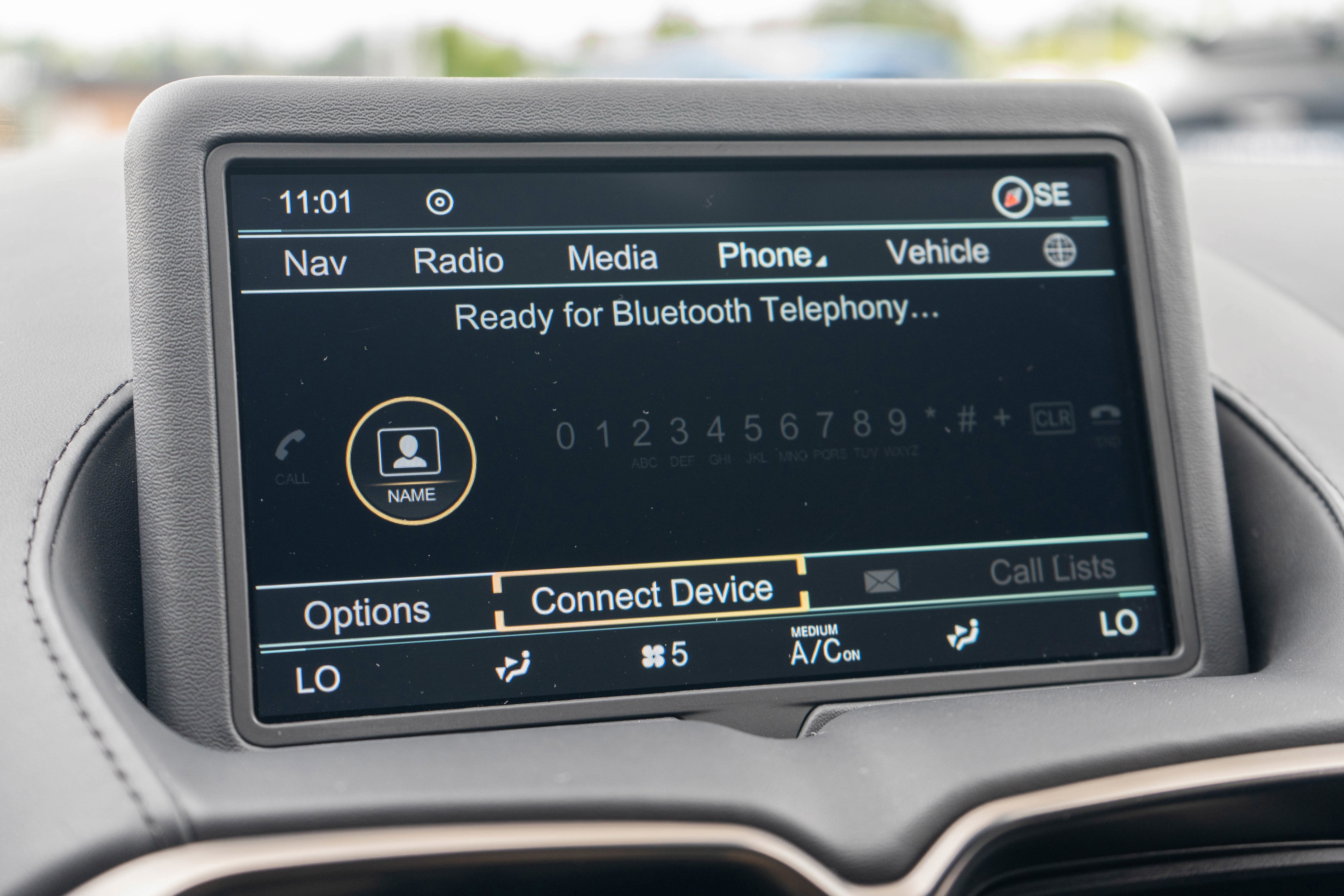 Used 2022 Aston Martin V8 Vantage Coupe image 39