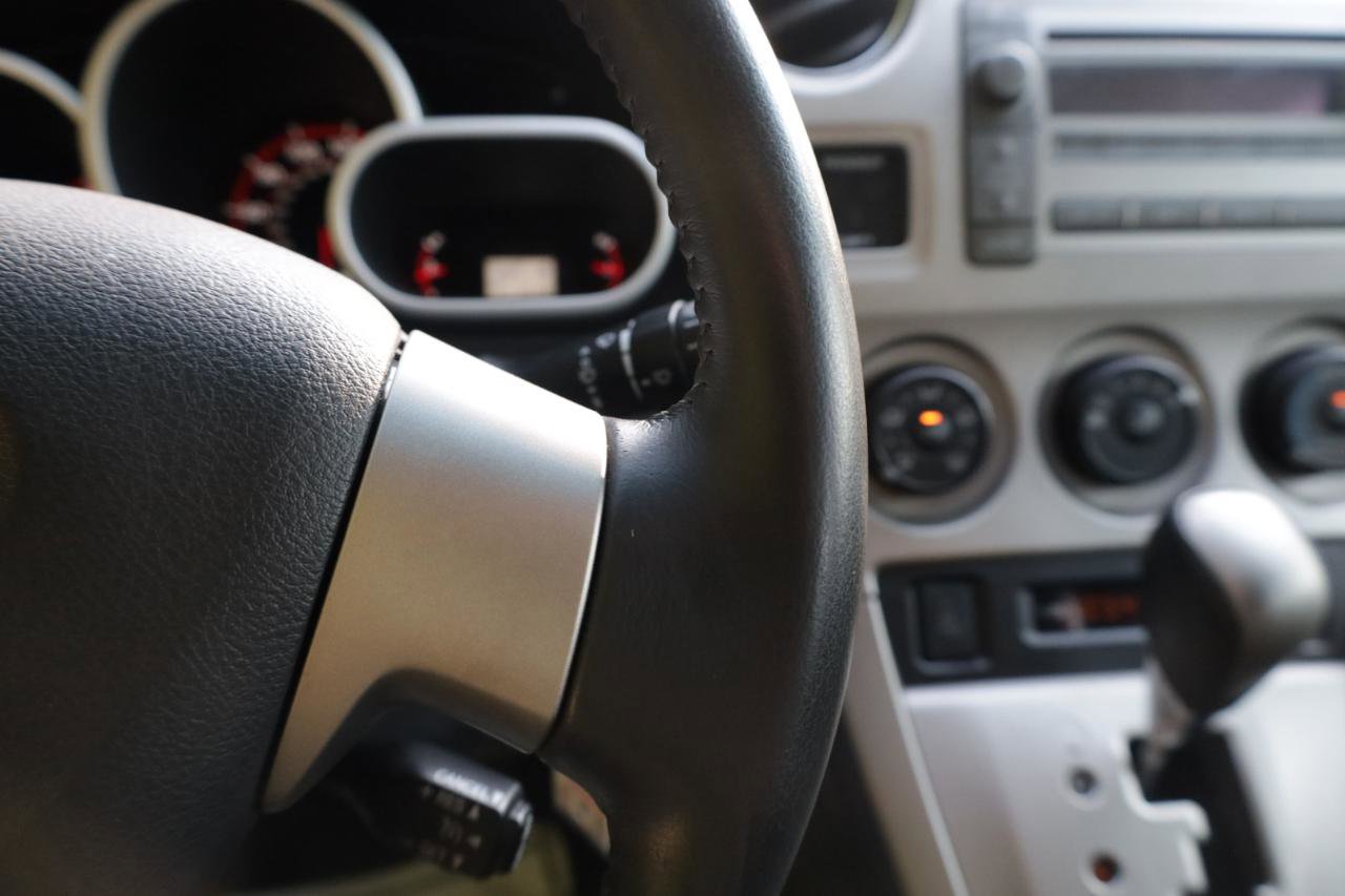 Used 2009 Toyota Matrix S FWD image 21