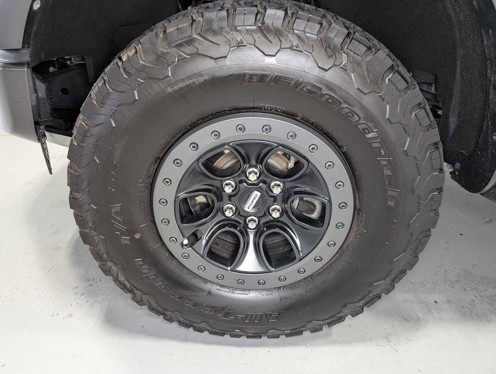 Used 2023 Ford F150 Raptor w/ Raptor Carbon Fiber Package AWD/4WD image 3