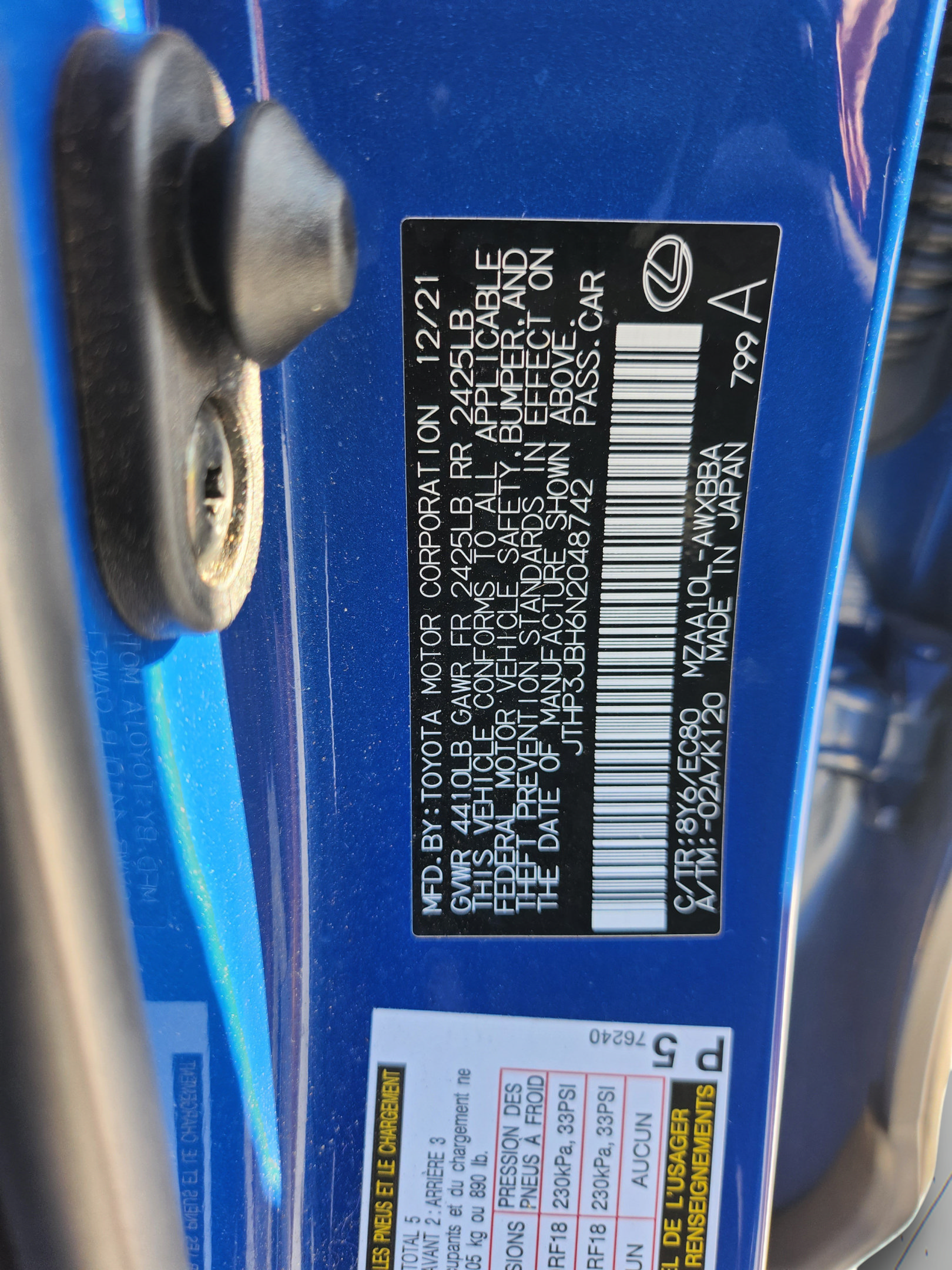 Certified 2022 Lexus UX 200 w/ Premium Package FWD image 31