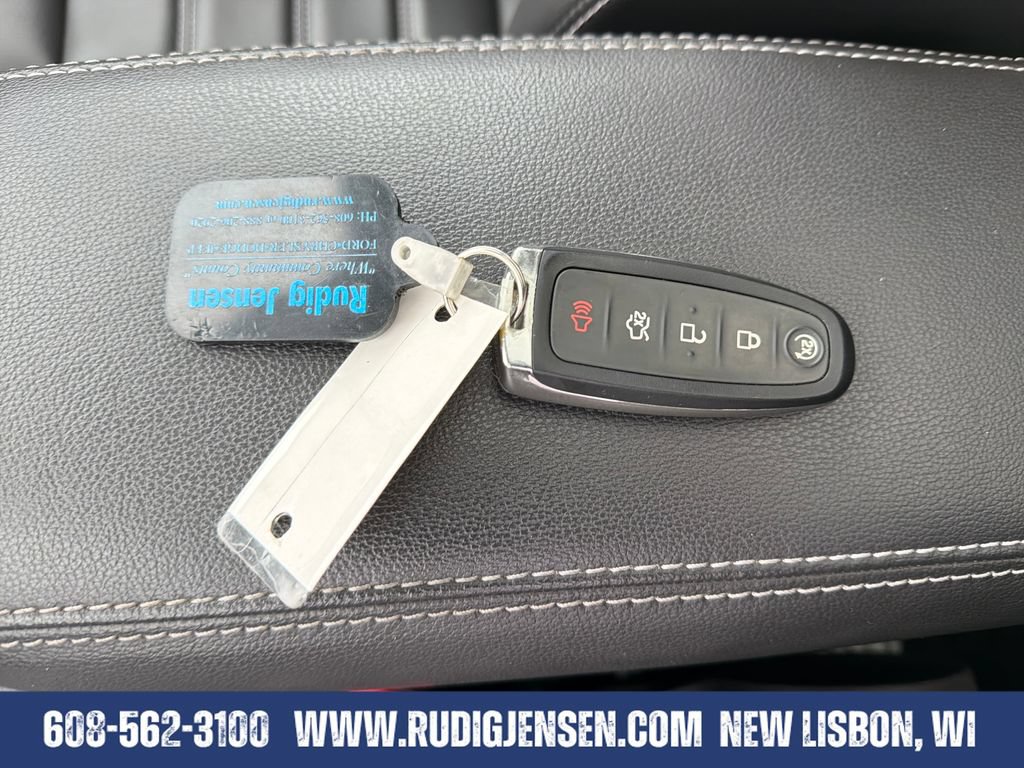 Used 2019 Ford Escape SEL AWD/4WD image 28