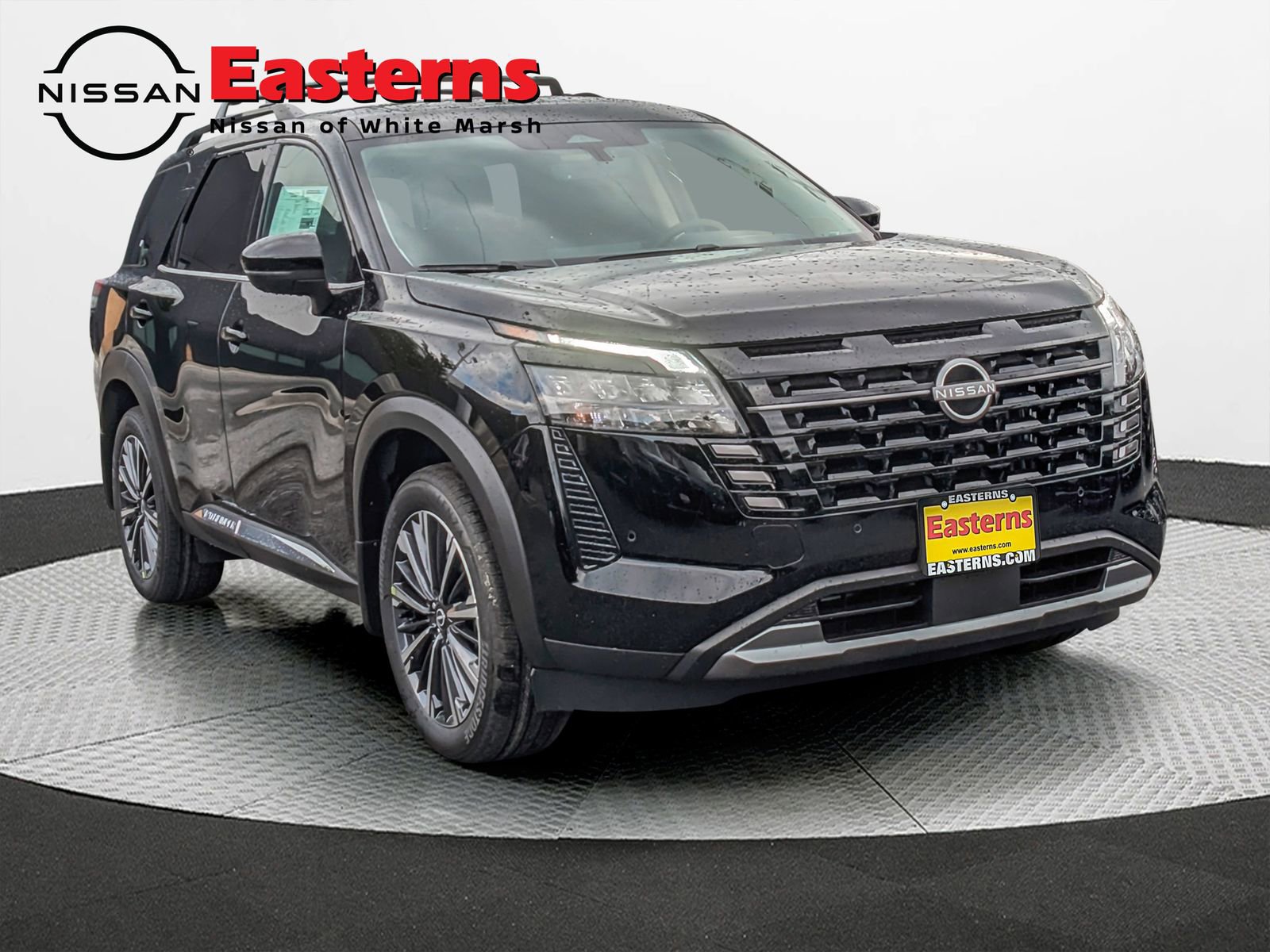 New 2026 Nissan Pathfinder Platinum w/ Cargo Package AWD/4WD image 5