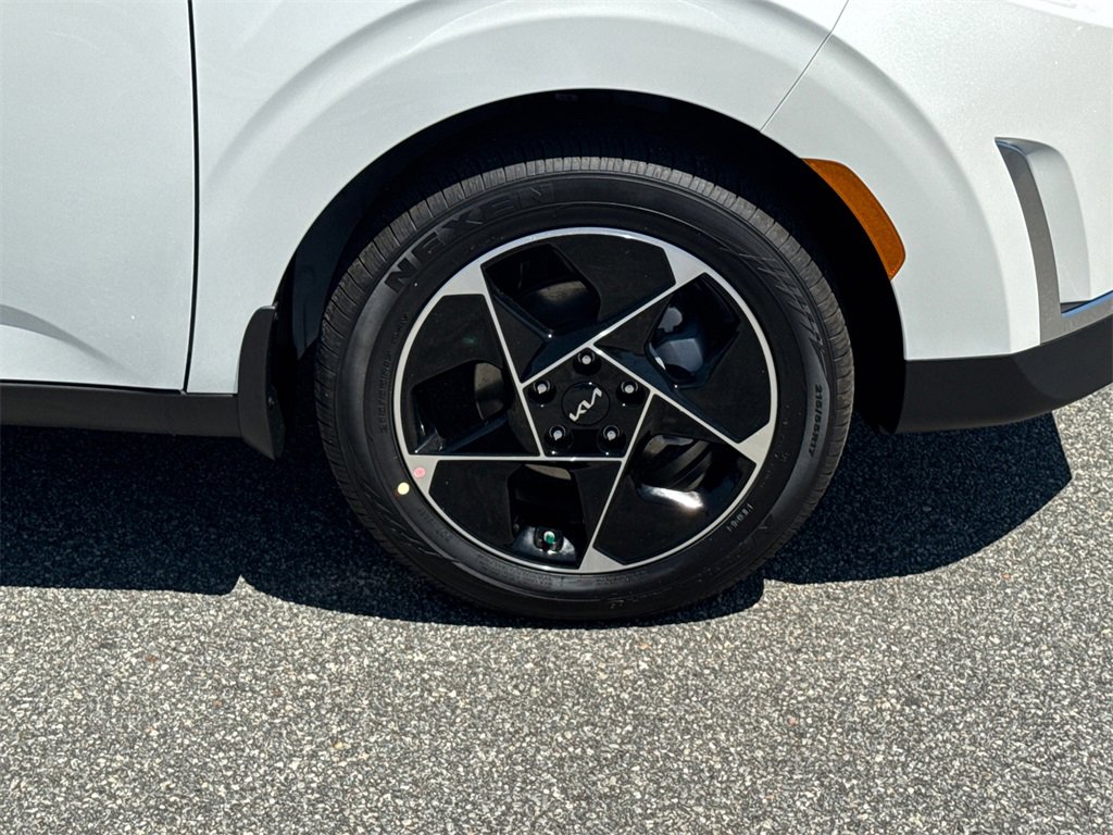 New 2025 Kia Soul EX image 13
