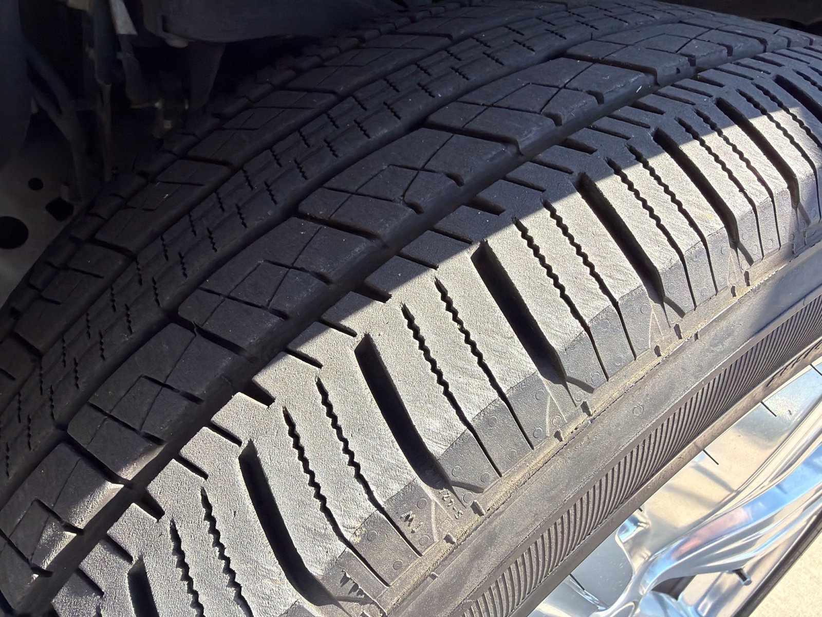 Used 2024 Ford Expedition Platinum RWD image 13