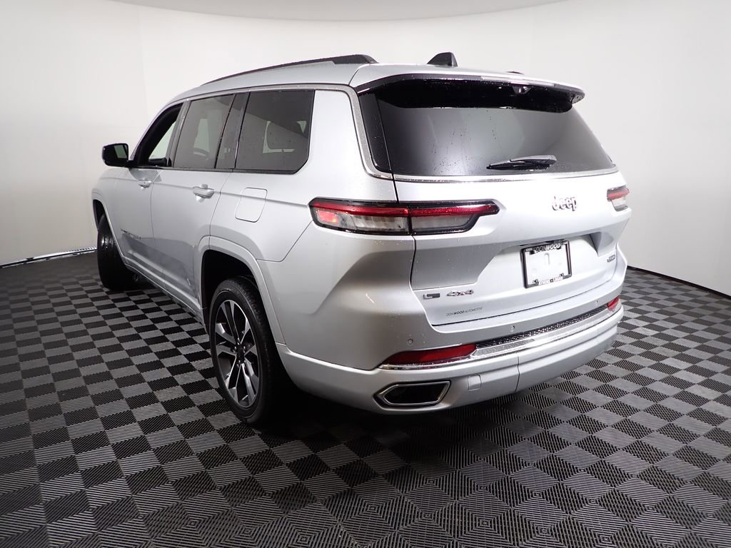 Used 2023 Jeep Grand Cherokee L Overland w/ Luxury Tech Group IV AWD/4WD image 15