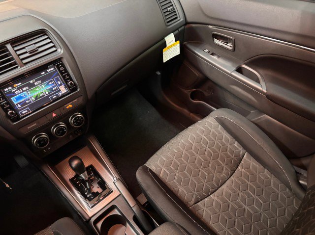 New 2025 Mitsubishi Outlander Sport ES image 18