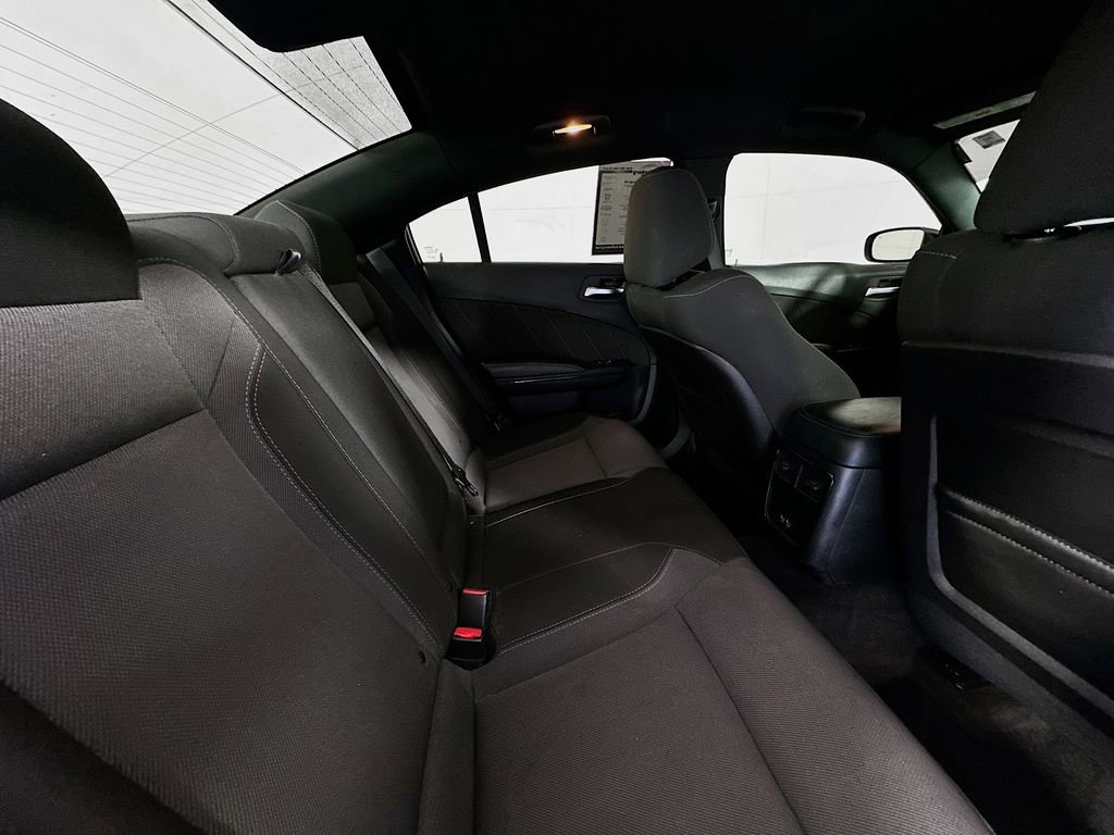 Used 2018 Dodge Charger SXT Plus w/ Blacktop Package image 27