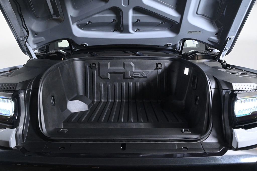 Used 2025 GMC Hummer EV 3X w/ LPO, Illumination Package image 22