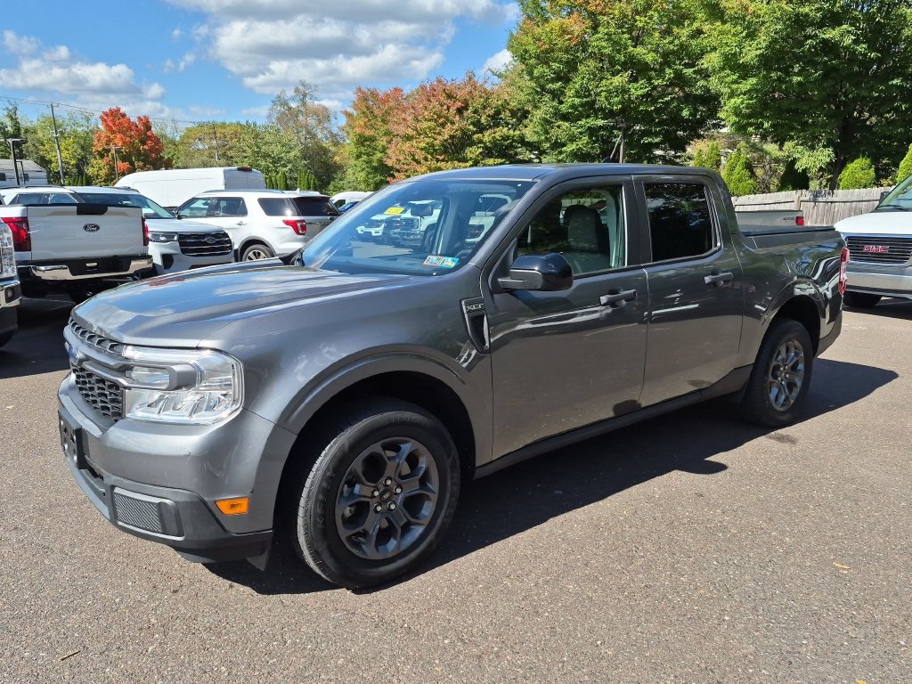 Certified 2024 Ford Maverick XLT w/ XLT Luxury Package AWD/4WD image 2