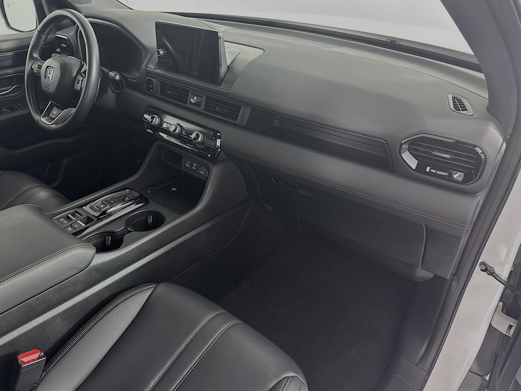 Certified 2023 Honda Pilot TrailSport image 30
