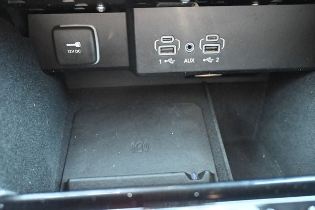 Used 2024 Jeep Wagoneer Series II AWD/4WD image 32