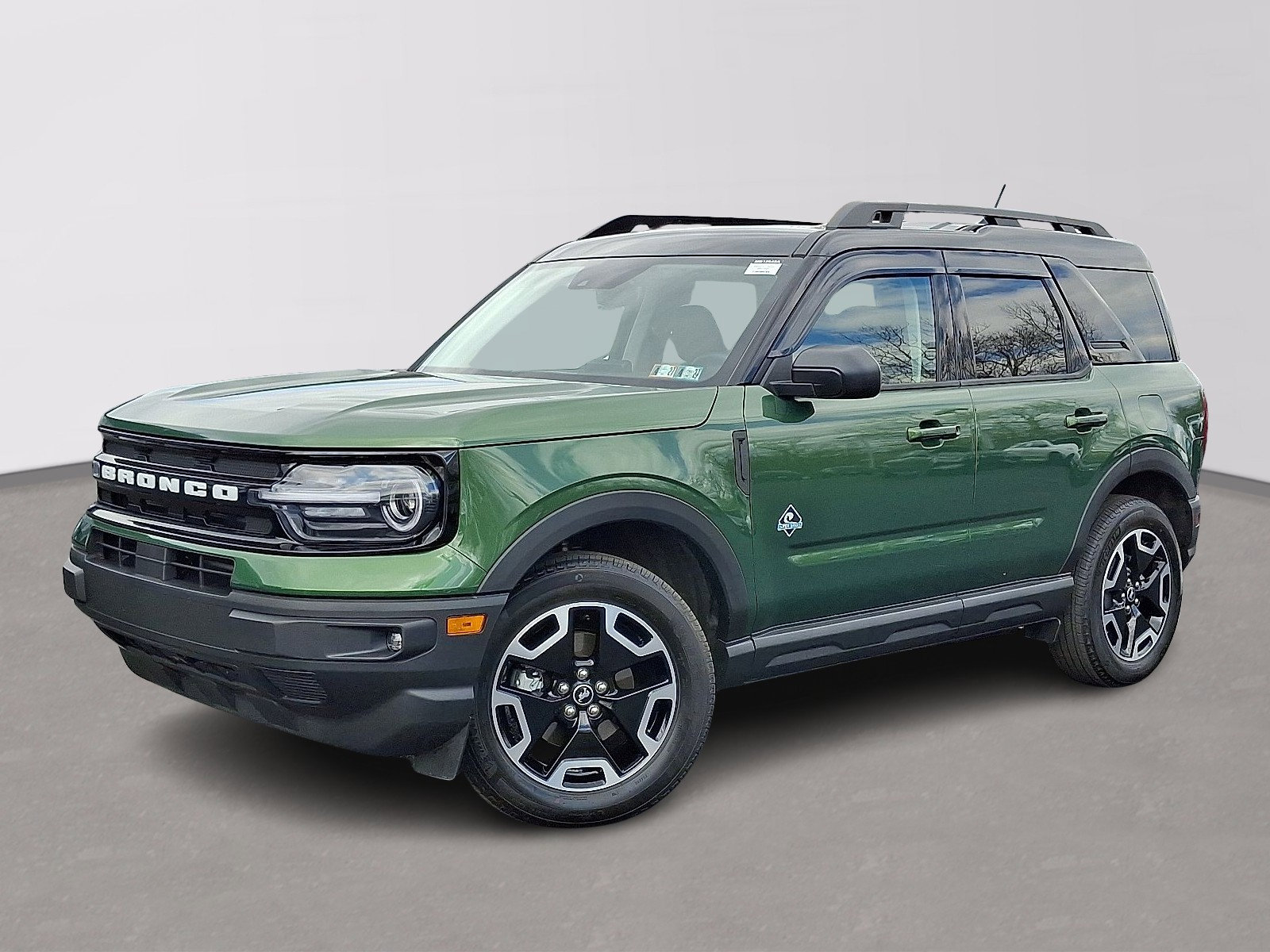 Used 2024 Ford Bronco Sport Outer Banks w/ Tech Package image 1