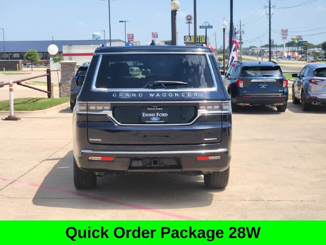 Used 2024 Jeep Grand Wagoneer L Series III AWD/4WD image 5