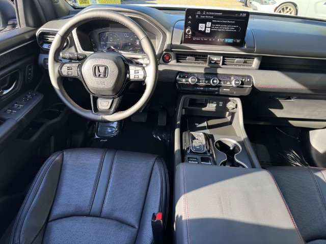 Certified 2025 Honda Pilot Black Edition image 12