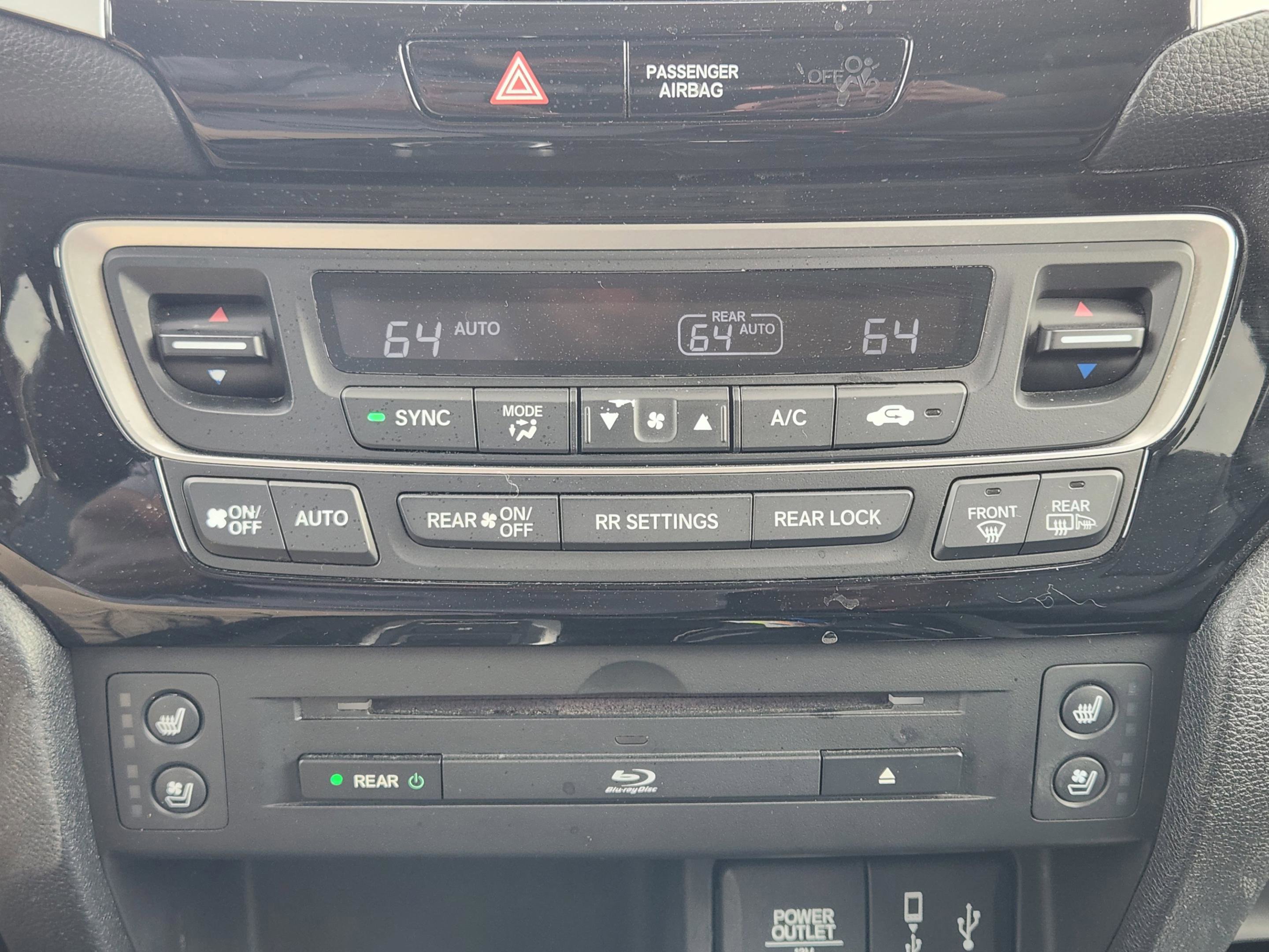 Used 2017 Honda Pilot Elite image 19