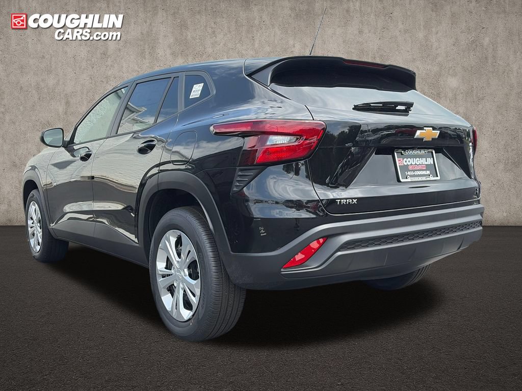 New 2026 Chevrolet Trax LS FWD image 3