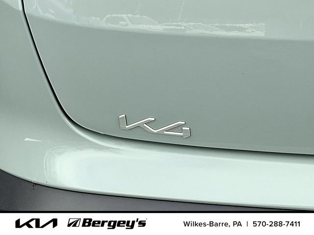 Certified 2025 Kia K4 EX image 32