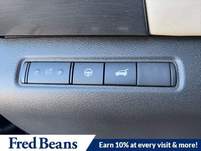 New 2026 Nissan Pathfinder SL image 19