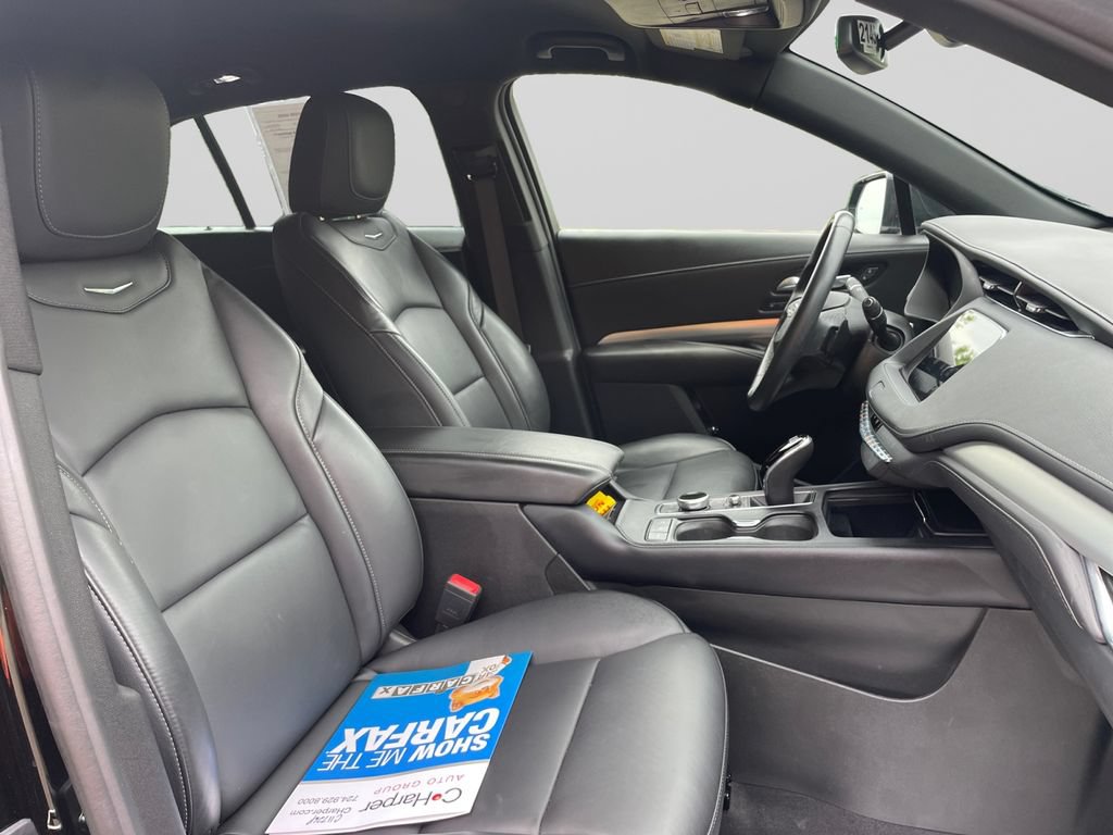Used 2023 Cadillac XT4 Premium Luxury w/ Driver Assist Package AWD/4WD image 11