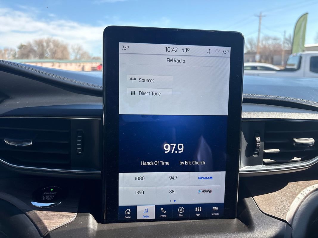 Used 2020 Ford Explorer Platinum w/ Premium Technology Package image 12