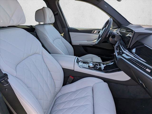 Used 2026 BMW X5 M60i AWD/4WD image 18