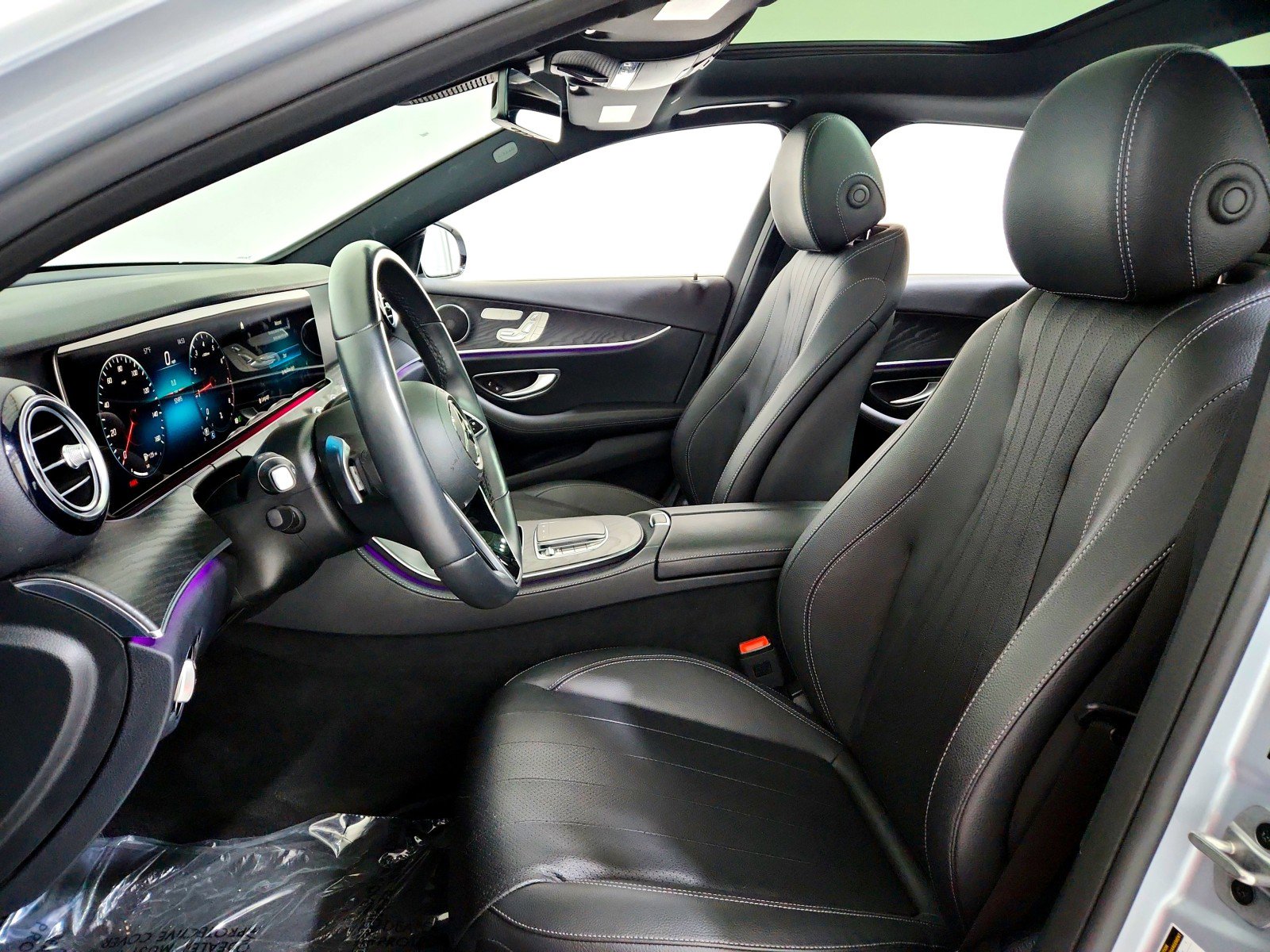 Used 2022 Mercedes-Benz E 350 E 350 w/ AMG Line Exterior image 9