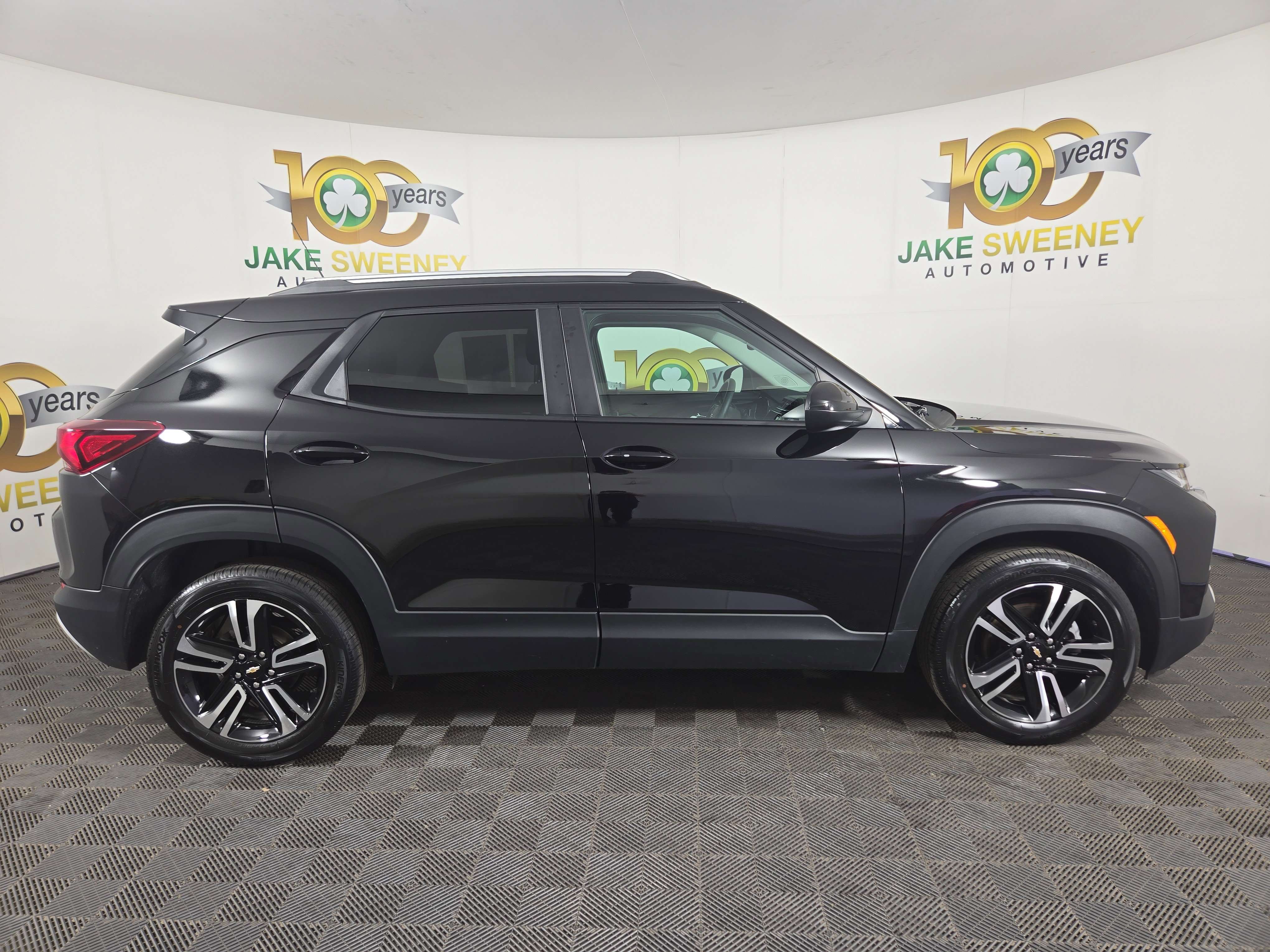 Used 2023 Chevrolet TrailBlazer LT w/ Convenience Package image 11